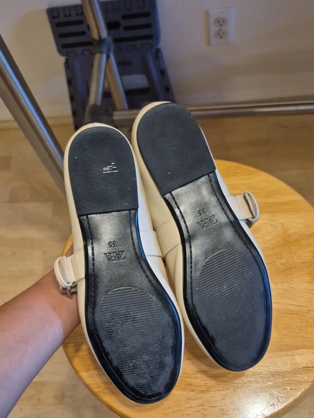 Zara Beige Round Tip Mary Jane Ballet Flats Metallic Silver Grommets
